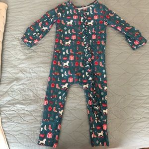 18m SweetHoney Clothing Christmas toys layette